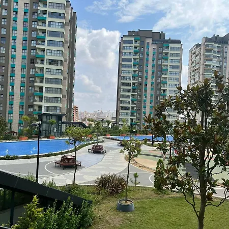 Apartment Family Luxury 3 Bedroom 1 Saloon *