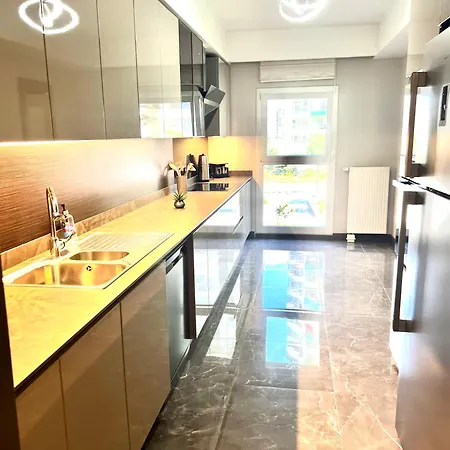 Family Luxury 3 Bedroom 1 Saloon * Istanbul